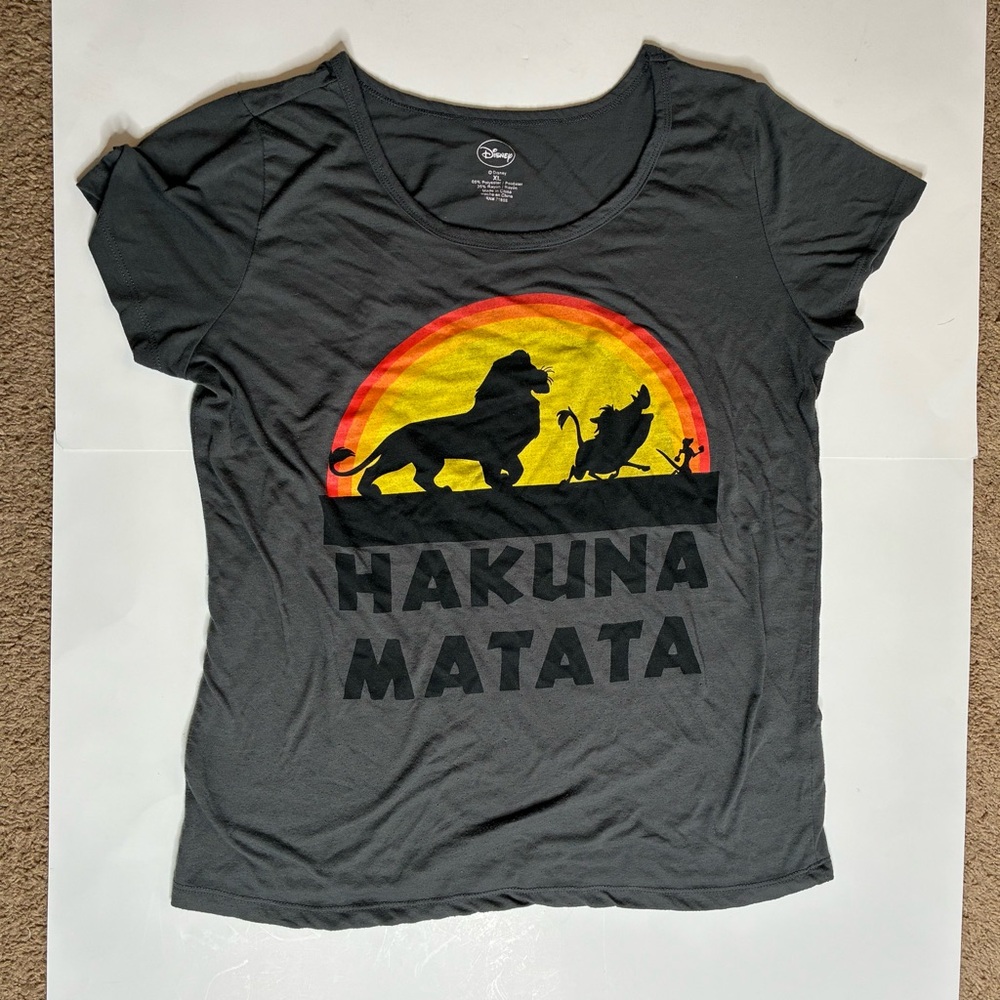 The Lion King Hakuna Matata Simba Timon Pumbaa Disney Women’s T Shirt Sz XL